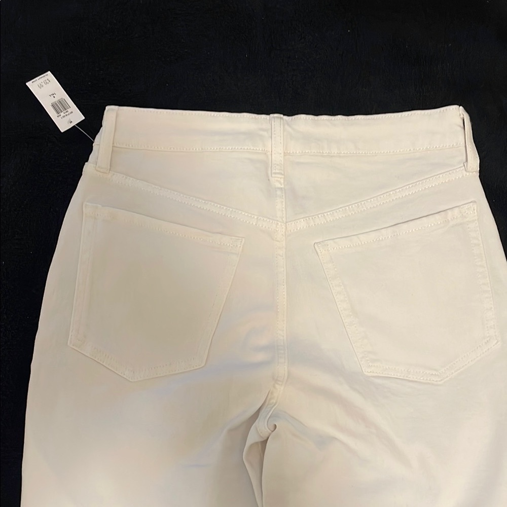 Old Navy Women's White Straight Leg Jeans 6 Tall nwt - Picture 10 of 12